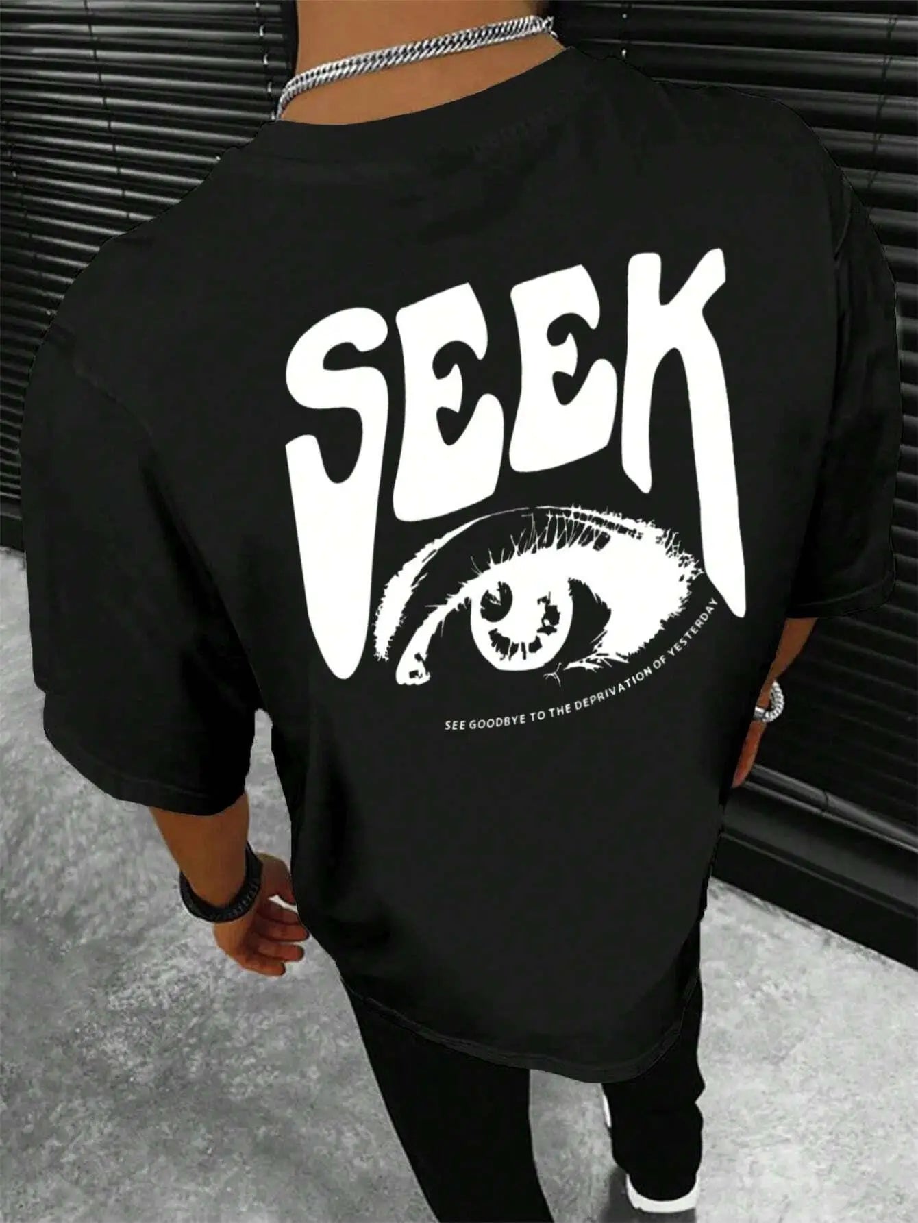 Camiseta Seek